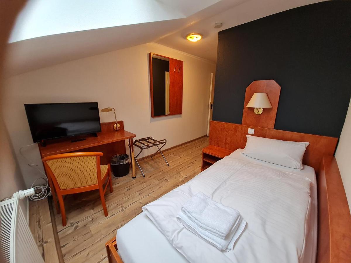 Gasthaus Frorup Hotel Oversø Eksteriør billede